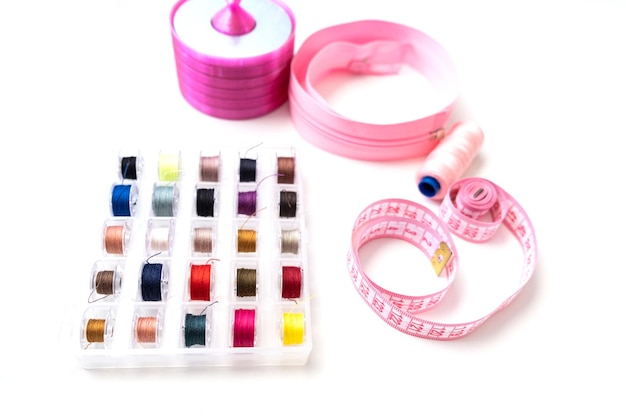 wybór nici i próbka haftu